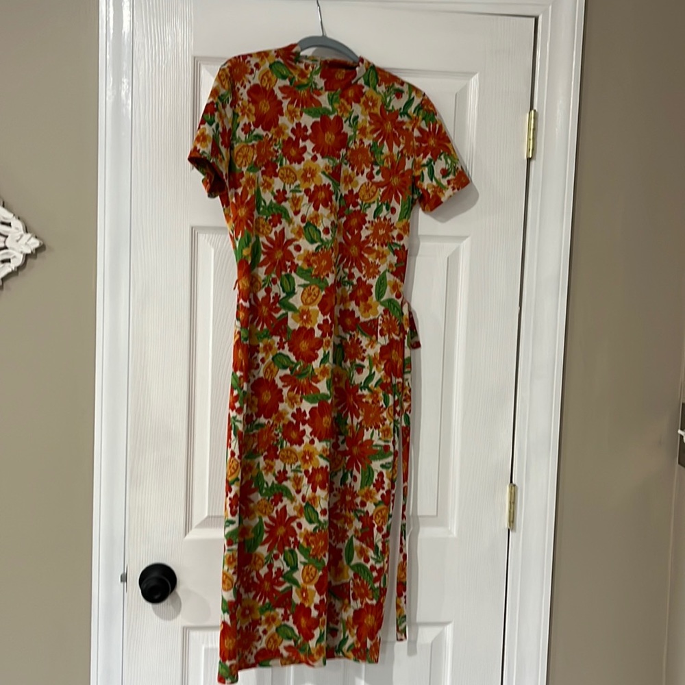 Bright multi colored Zara dress never worn with tags